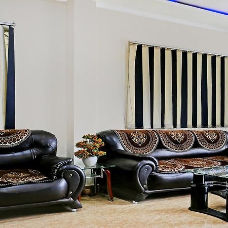 Itsy By Treebo - Ashoka Grand Varanasi Exterior foto