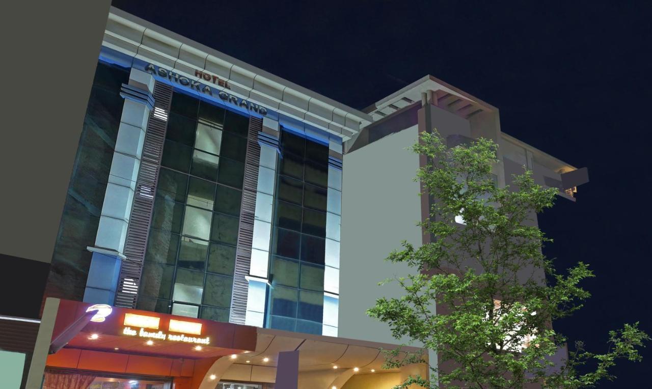 Itsy By Treebo - Ashoka Grand Varanasi Exterior foto